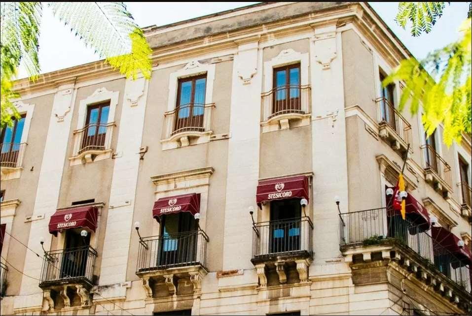 B&B Stesicoro Inhabit - Guesthouse City Center Catania Ngoại thất bức ảnh